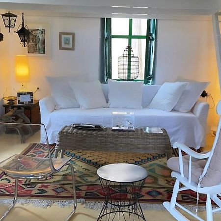 Hypate, Traditional Island Cottage Chalki Town Exterior foto