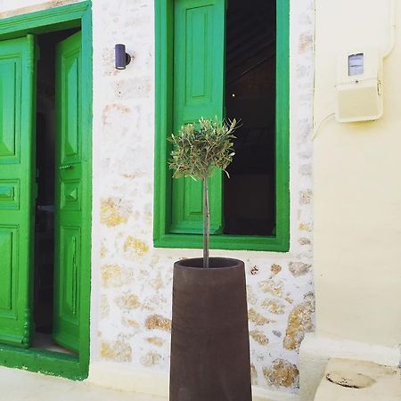 Hypate, Traditional Island Cottage Chalki Town Exterior foto